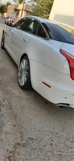 جاكوار XJ